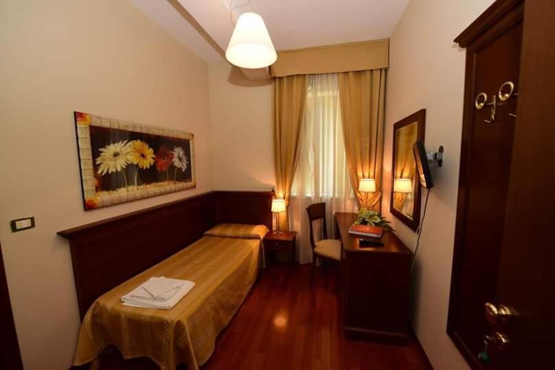Albergo La Locanda Degli Apolidi Atena Lucana Εξωτερικό φωτογραφία
