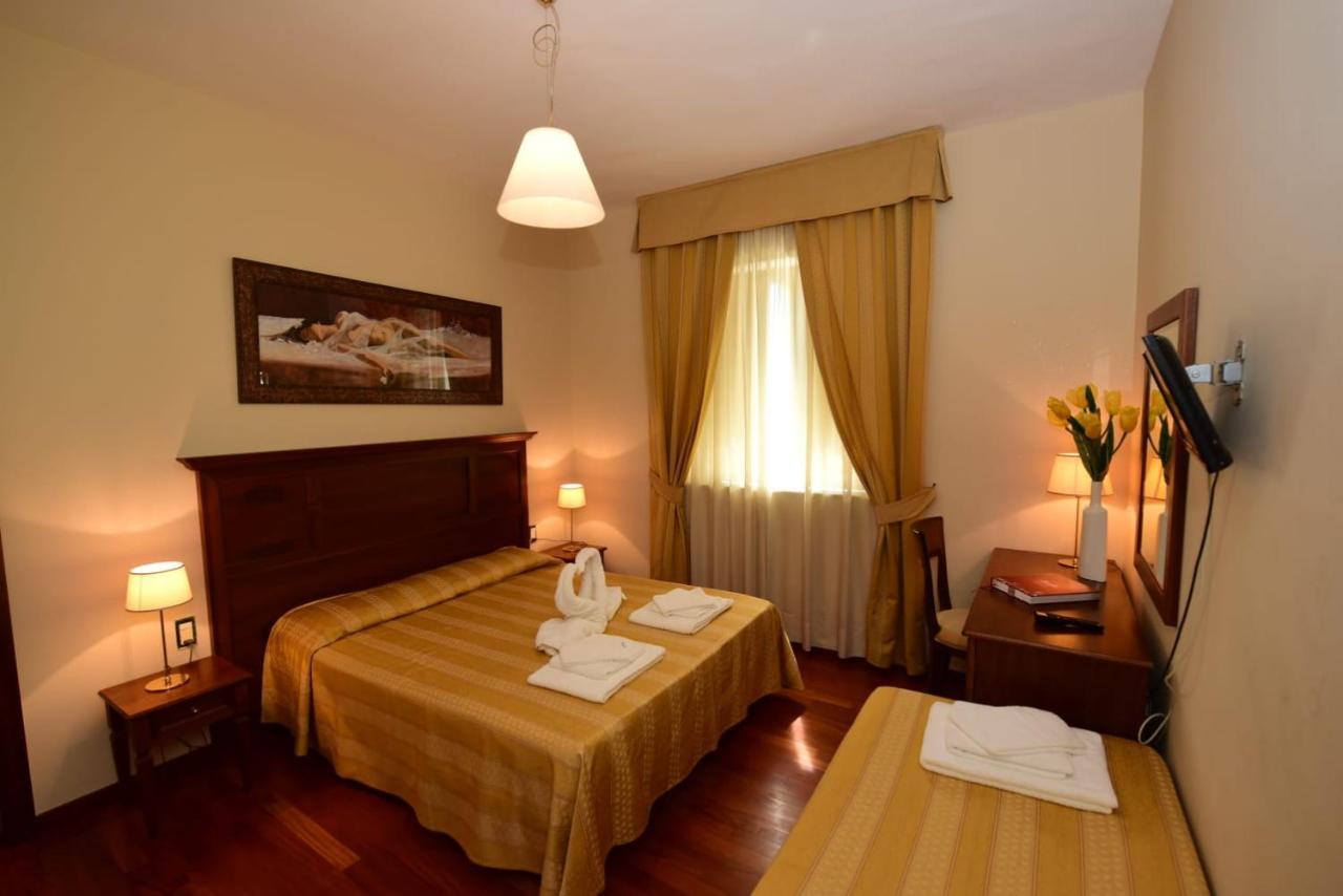 Albergo La Locanda Degli Apolidi Atena Lucana Εξωτερικό φωτογραφία